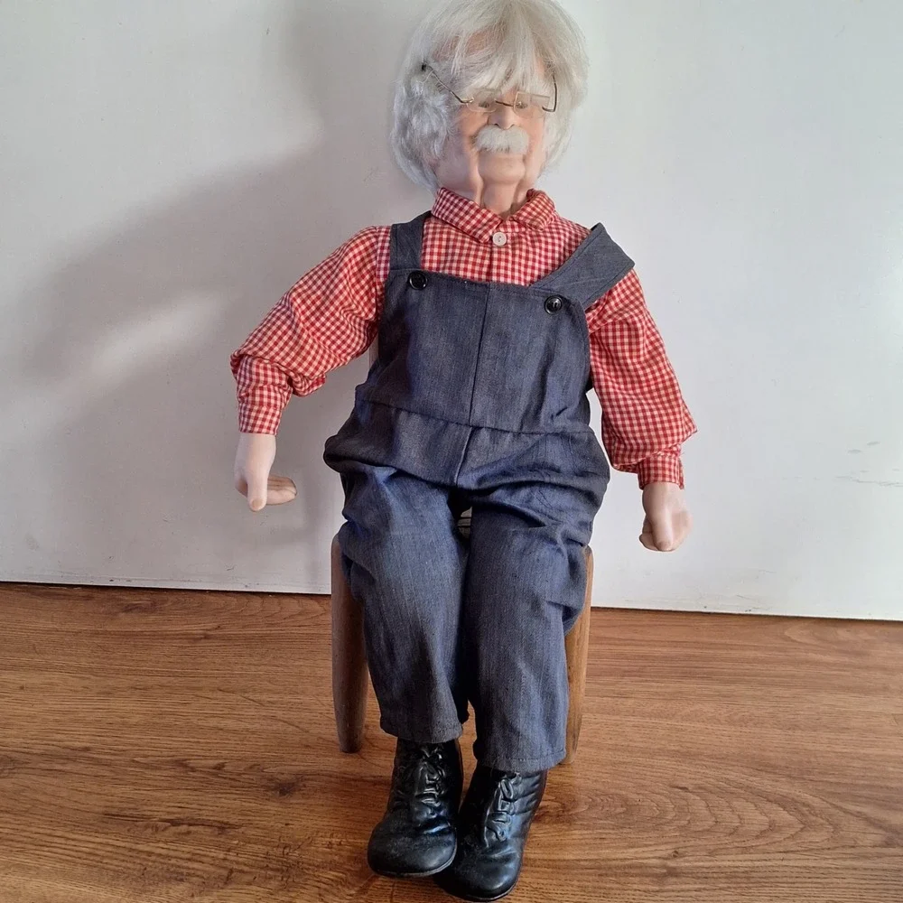 Vintage Porcelain Grandmother Grandfather Dolls Seated on Wooden Chairs Pair 23